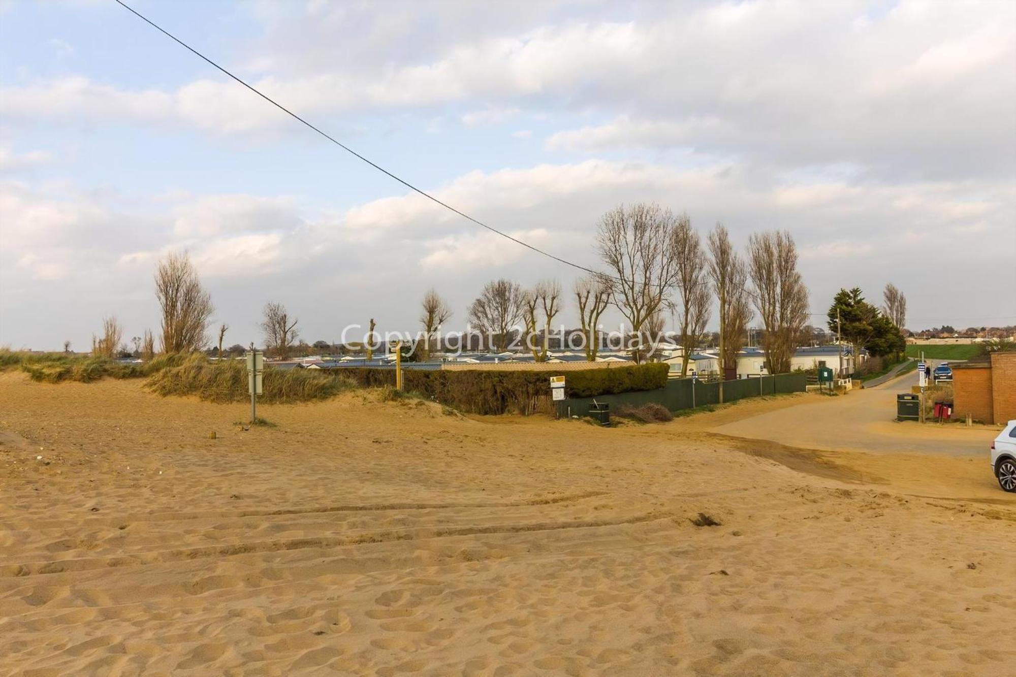 6 Berth Caravan For Hire By The Beach In Heacham, Norfolk Ref 21038C Екстериор снимка